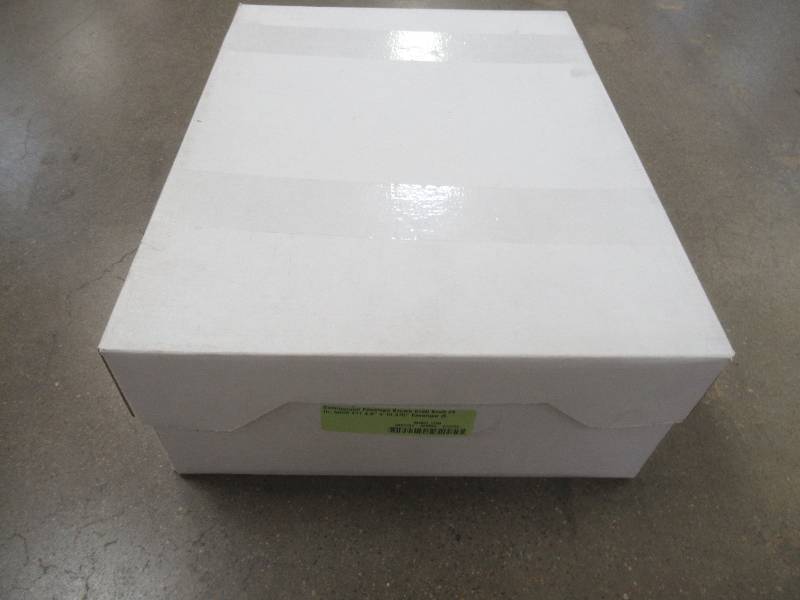 lot 669 image: Commercial Envelope Brown Kraft Kraft 28 lb. bond #11 4.5 x 10.375 Envelope (500 Pack), 0311N - SOLD AS IS.
