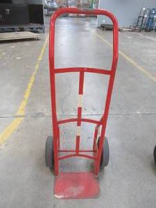 lot 85 image: Dolly - USED IN WAREHOUSE, SOLD AS IS