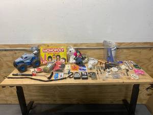 lot 112 image: Mixed Lot of Miscellaneous Items (please see photos)