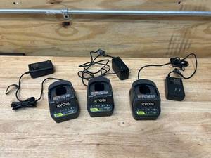lot 65 image: RYOBI Lot of 3- 18V Battery Chargers