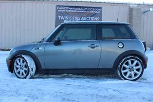2004 Mini Cooper S - MANUAL - 1 OWNER