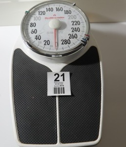 HEALTH-O-METER Professional Dial 1580 Big Foot 300 Pound Scale wMarkers