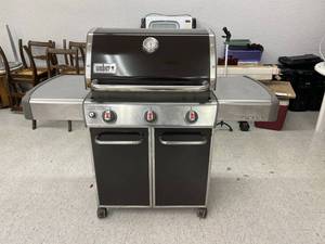 Weber Genesis Grill with Propane Tank
