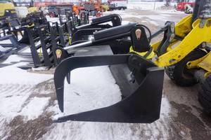 Brand New Made In America Universal Mount Bobcat Skid Loader Skid Steer 74 Bucket Grapple Bucket