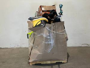 lot 105 image: Pallet of Wholesale Goods