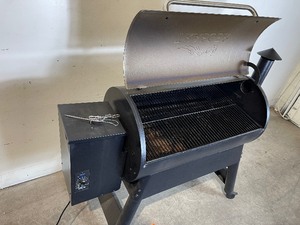 lot 30 image: Traeger Grill