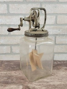 lot 178 image: Antique Anchor Hocking Glass Jar Butter Churn - Approx. 14 Tall