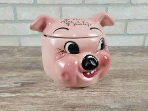 lot 190 image: Vintage Deforest of California Pig Cookie Jar go ahead, make a pig of yourself - Approx. 8 x 8 x 6.25
