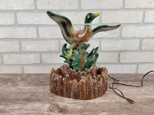 lot 204 image: 1950s Lane & Co Mallard Duck TV Lamp - Works - Approx. 12 Tall