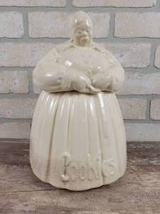 lot 210 image: Antique Aunt Jemima McCoy Cookie Jar - Approx. 11 Tall