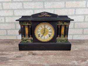 Ingraham Co. Mantle Clock - Approx. 16 x 12 x 5.5