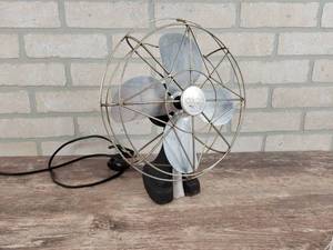 Vintage WIZARD 10 Electric Fan