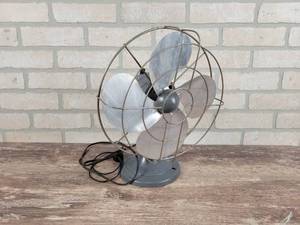 Vintage AC Gilbert Co. 12 Electric Fan