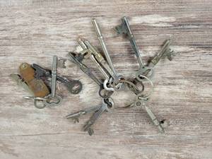 Collection of Antique Skeleton Keys