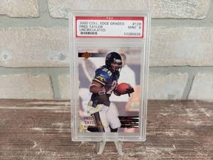 2000 Fred Taylor Football Card - Graded Uncirculated