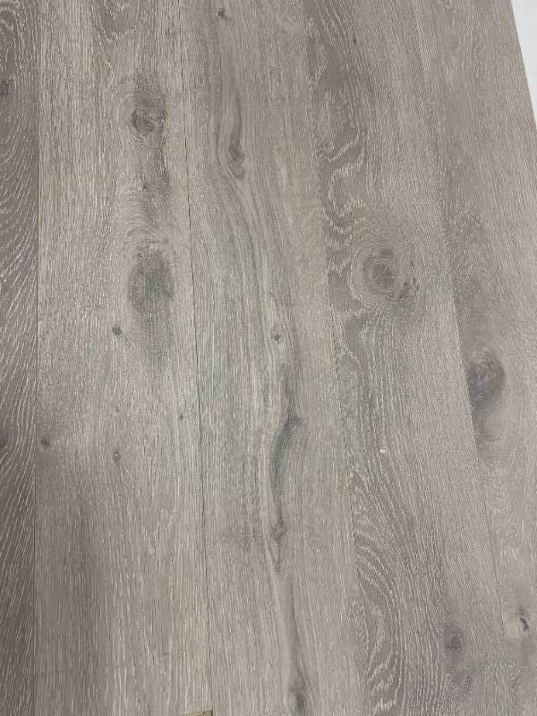 625 SF of Mohawk Water Resistant Laminate Flooring 6 x 47 OAK - MM