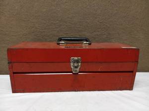 KENNEDY KK 19 RED METAL TOOLBOX WITH TOOLS