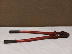 BOLT CUTTER