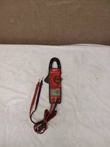 MILWAUKEE AMP CLAMP METER