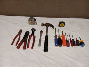 SCREWDRIVERS, HAMMER AND MORE