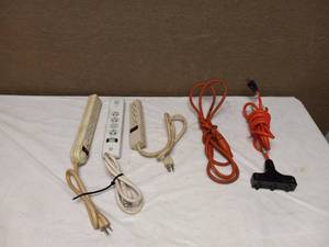 (3) POWER STRIPS & (2) EXTENSION CORDS