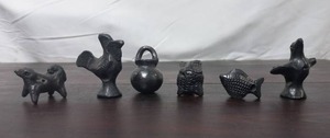 lot 33 image: Collection Fried Black Pottery Pieces