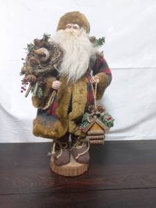 lot 44 image: Decorative Santa