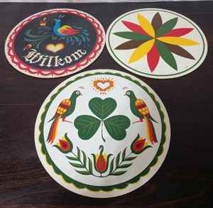 lot 50 image: 3 Vintage Wood Decals