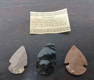 lot 52 image: 3 Arrow Heads