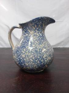 lot 53 image: Ramsbottom Spongeware Pitcher