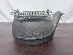 lot 58 image: Iron Tea Kettle