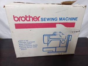 lot 68 image: Brother Sewing RBX-920 Sewing Machine