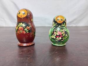 lot 78 image: Nesting Babushka Dolls
