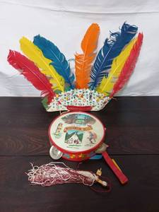 lot 88 image: Wisconsin Dells Souvenirs
