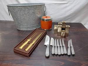lot 116 image: Collection of Kitchen Items and Dcor