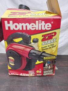 lot 119 image: Homellite Gas Powered Leaf Blower