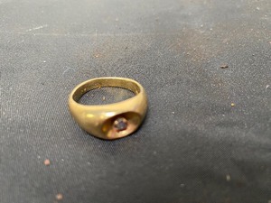lot 129 image: 14k Gold Ring