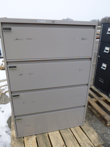 lot 9 image: 4 Drawer Lateral File Cabinet