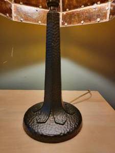 lot 90 image: Warm Mission Table Lamp