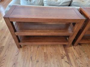 lot 18 image: Contemporary Robust Sofa Table B