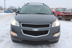 2010 Chevrolet Traverse LT - 2 Owners -