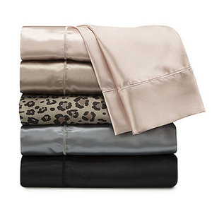 lot 14 image: Brand New Seduction Satin Sheet Set - Full (Leopard Brown)