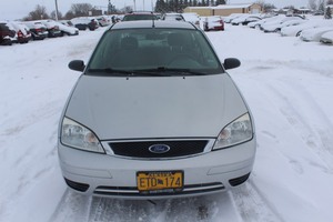 2005 Ford Focus ZX4 S - 5-Speed Manual Transmission - 64,337 Miles - Very Clean - ONE OWNER -