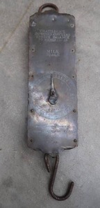 VINTAGE MILK SCALE