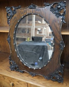 VINTAGE MIRROR