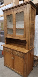 2 PEICE WOODEN HUTCH