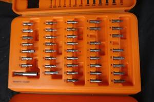 DRILL BIT SET