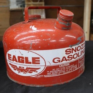 EAGLE SNOZZLE GAS CAN