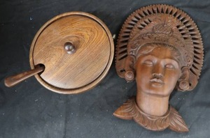 VINTAGE  ANTIQUE WOODEN ANTIQUES