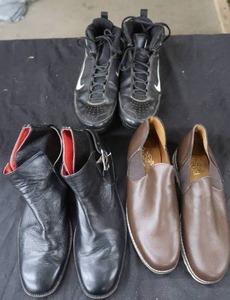 SMALL LOT OF MENS SHOES